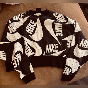 Nike graffiti logo sweatshirt